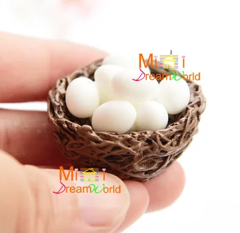 

MINI dollhouse miniature A basket of white eggs mini furniture accessories
