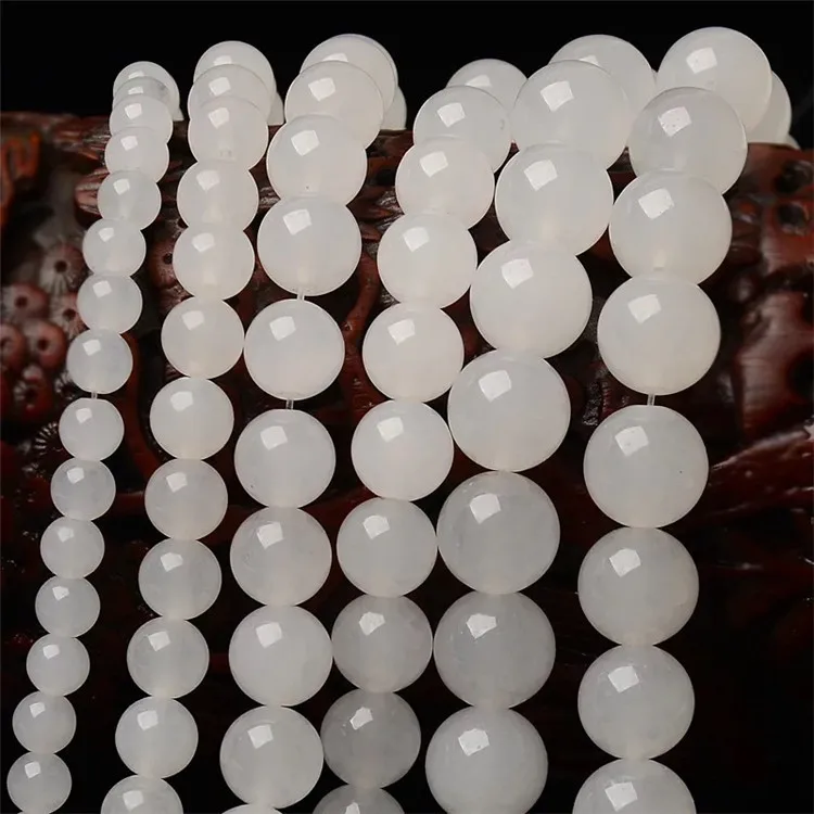 4406424907_410853601
