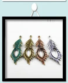 Wholesale 4pcs/pack antique bronze jewelry leaf Necklace charms Bracelet pendants Vintage Crafts Handmade Crafts Man Gifts 02380