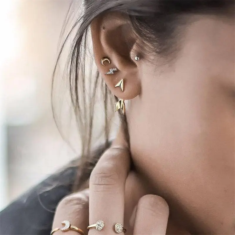 

4 Pcs / Set Punk Lightning Arrow Moon Bead Crystal Rhinestone Gold Earrings Set Women Charm Valentines Day Jewelry Gift