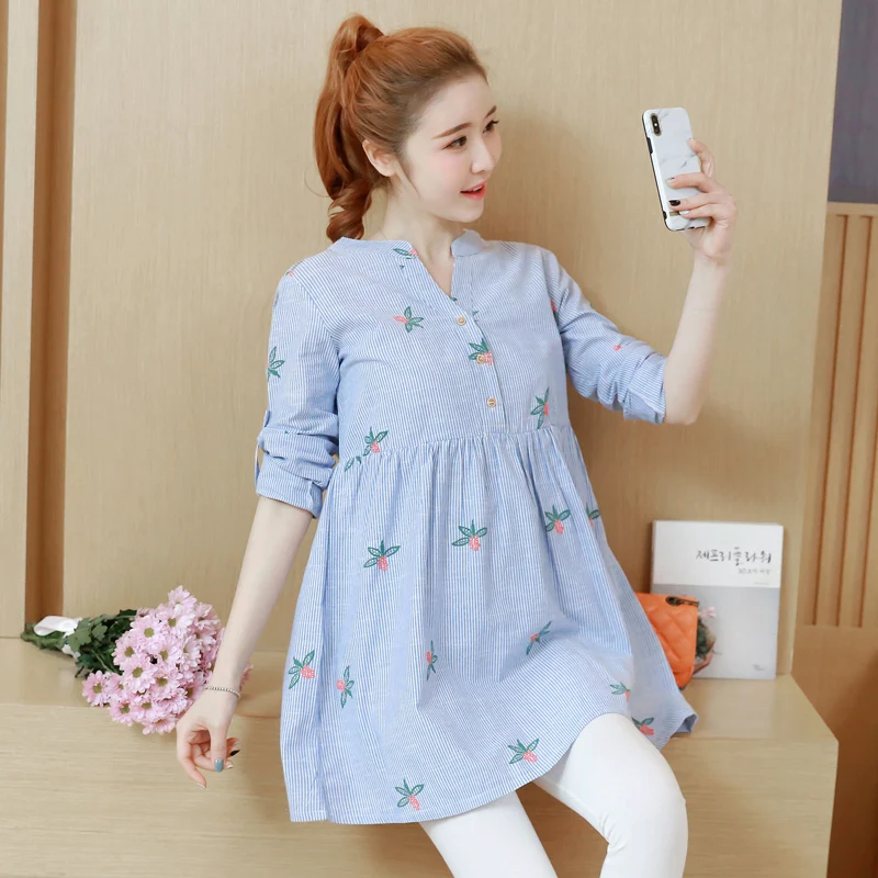 

2832# V Neck Floral Embroidery Cotton Maternity Blouse 2019 Spring Fashion Loose Shirt Clothes for Pregnant Women Pregnancy Tops