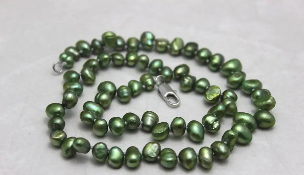 

Fresh water pearl necklace green 6x8mm 17 Metal clasp