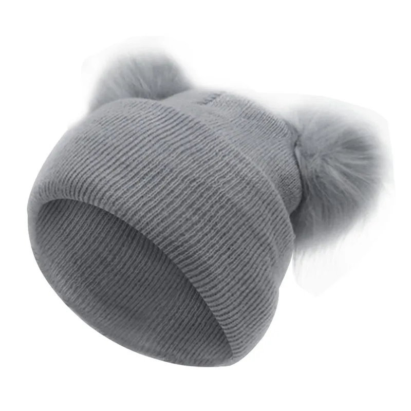 pom pom hat (2)