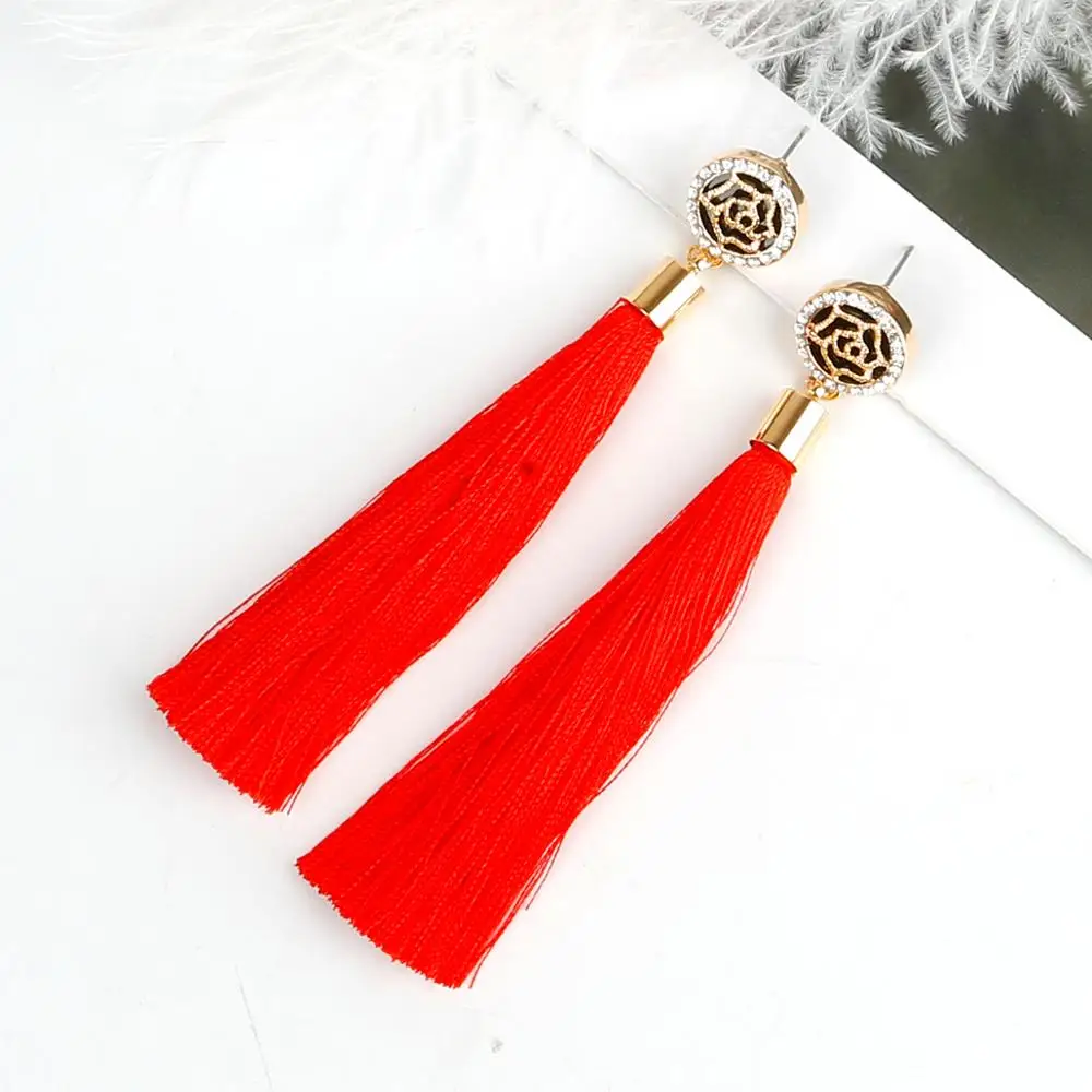 Женские серьги с кисточками длинные из белого и красного шелка|designer earrings|earrings