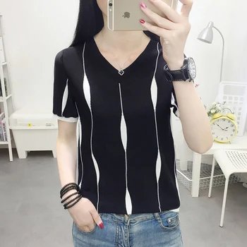 

Women Spring Summer Style Knitted Blouses Shirts Lady Casual Short Sleeve Striped O-Neck Blusas Tops DF2790