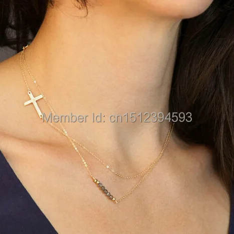 Side Cross Necklace Medium Gold 