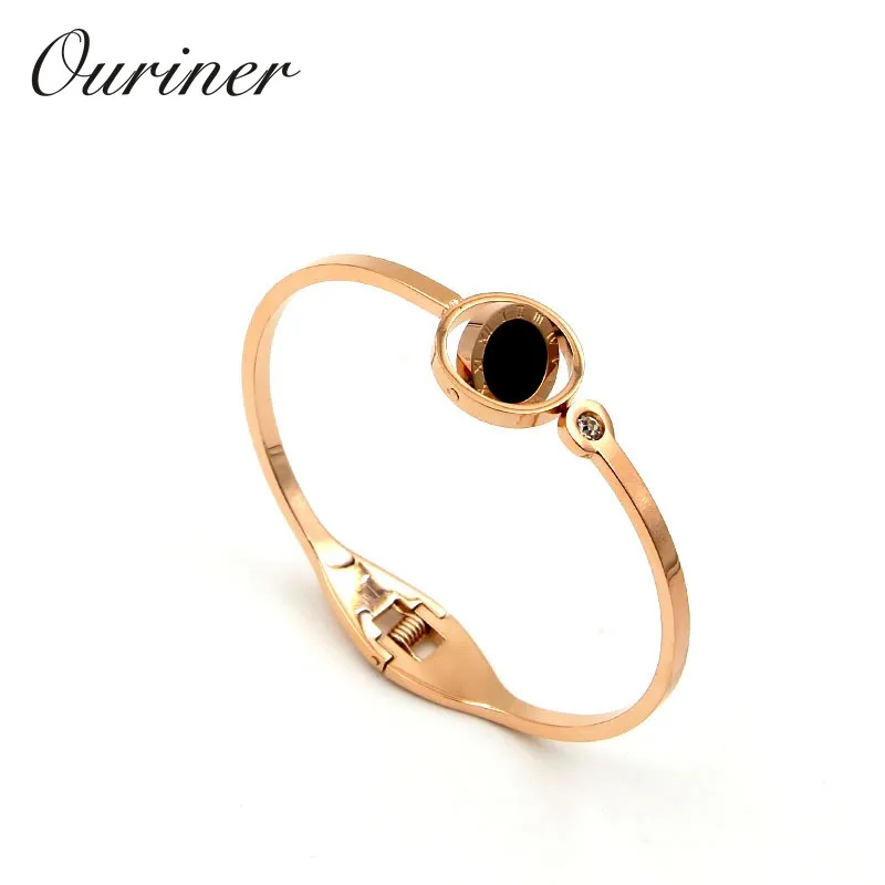 

Luxury Brand Love Jewelry Roman Numeral Turnable Bracelet Bangle For Women Black/White Shell Jewelry Two-Side Cuff Bangle K096-1