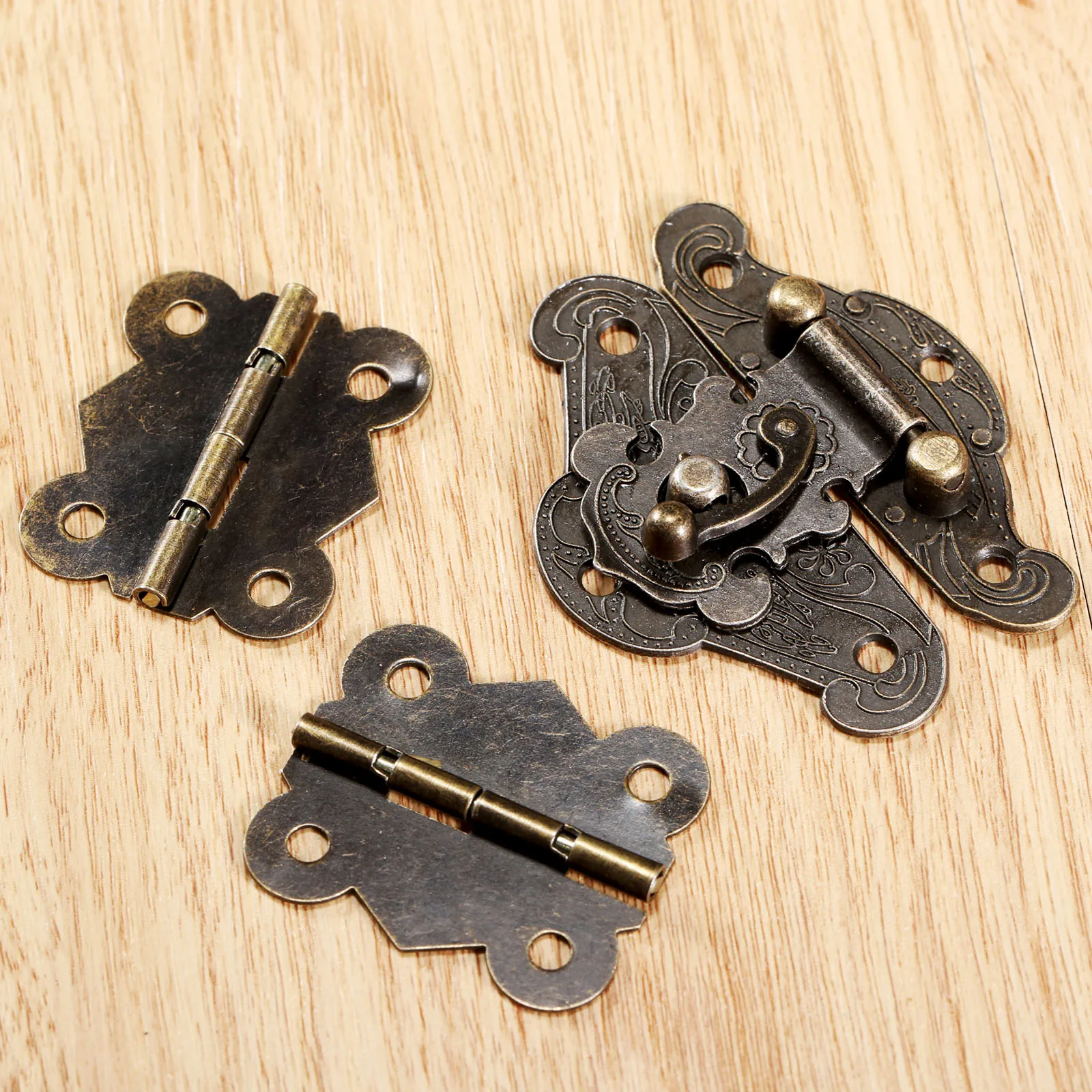 1Pc Antique Bronze Jewelry Wooden Box Case Toggle Hasp Latch +2Pcs Cabinet Hinges Furniture Accessories Iron Vintage Hardware