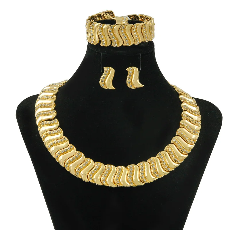 

2019 New Christmas Gifts African Charm Jewelry Set Gold Wedding Letters Crystal Necklace Earrings Dubai Jewelry Accessories