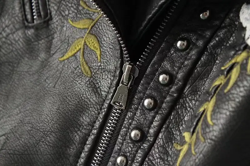 Женская куртка из мягкой искусственной кожи с цветочным принтом и вышивкой, куртка с отложным воротником и заклепками из искусственной кожи, черная верхняя одежда в стиле панк XXL