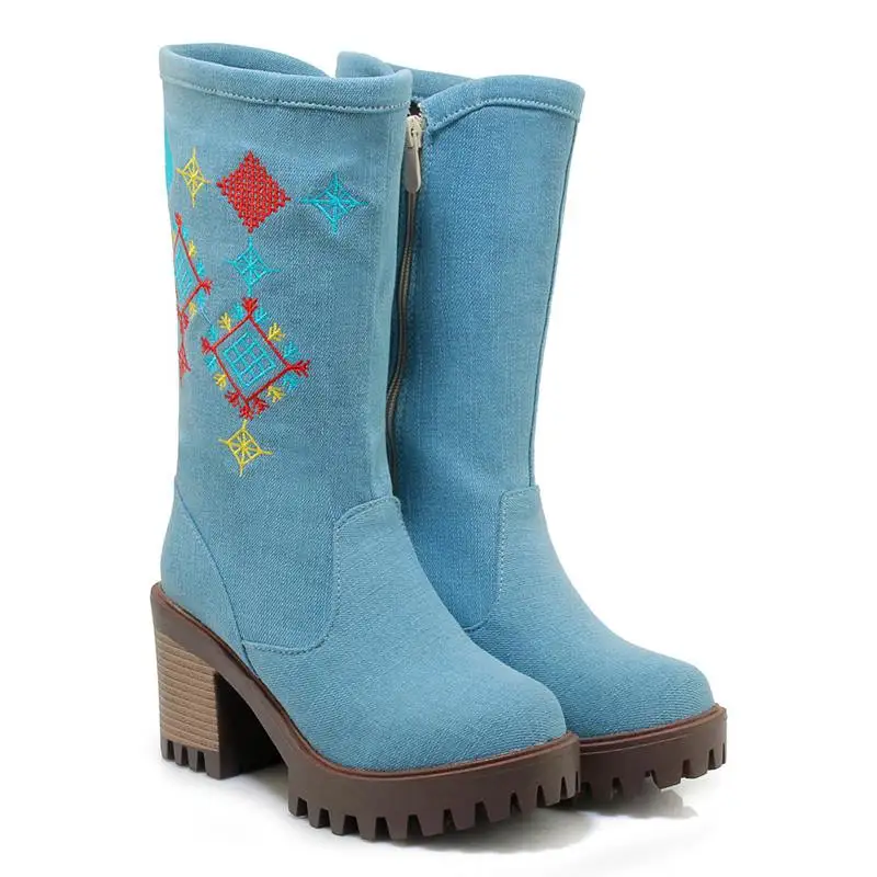 ORCHA LISA/женские джинсовые ботинки; джинсовые ботинки на высоком каблуке; ботинки на молнии для девочек; женские ботинки с вышивкой; ковбойские ботинки размера плюс 43 - Цвет: Light blue