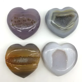 

252g Natural Agate heart CRYSTAL Agate geode Carved CRYSTAL stones GIFT