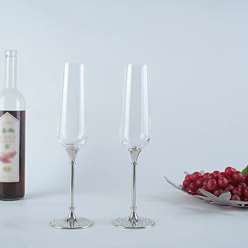 

2015 new design crystal champagne glass 200ml metal stem for wedding/party celebration
