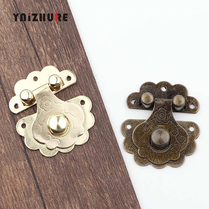 

Frangipani shape golden green bronze Iron Buckle Hasp Hasp Wooden Wine Box With Lock Buckle Antique Padlock Hardware,36*40mm