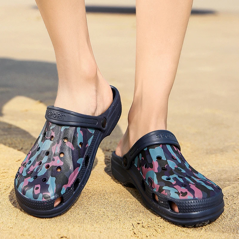 

Sandals and slippers men 2019 new summer hole shoes trend wear sandals baotou slippers non-slip soft bottom beach shoes