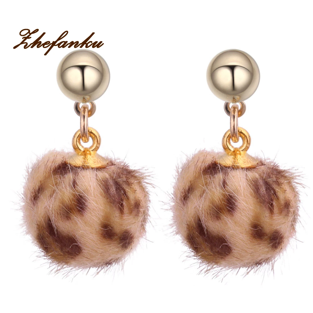 Round Ear Jewelry 1 Pair Beautiful Shiny Lady Faux Fur Ball Earrings