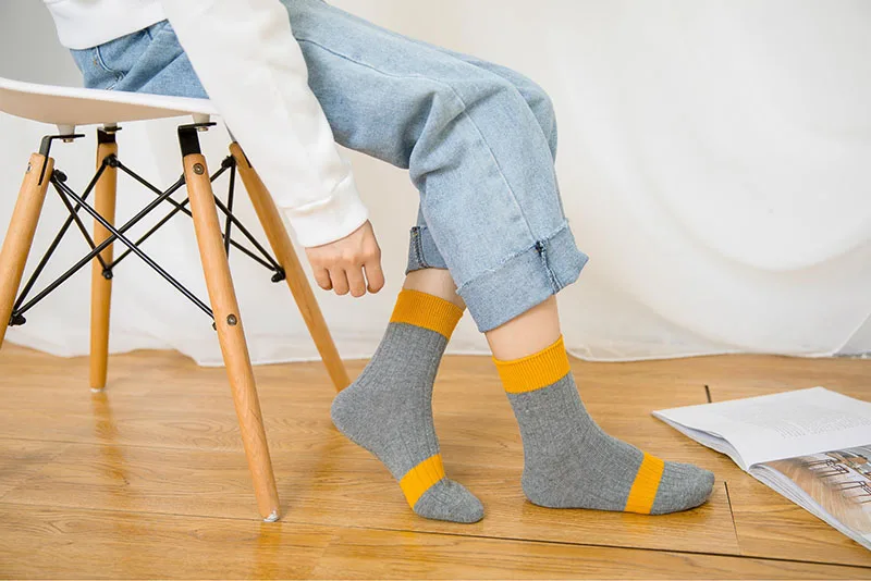 Модные теплые носки для женщин осень зима хлопок для носки в полоску цвет повседневное дышащие дезодорирующие носки 5 пар