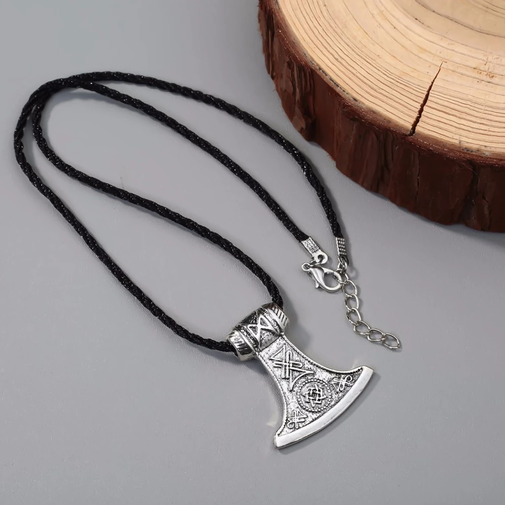 Kinitial Vintage Thor's Hammer Mjolnir Pendant Necklace Viking