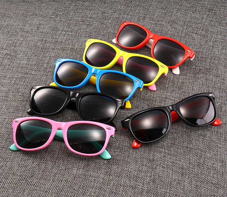 От 3 до 12 лет очки детские квадратная силиконовая форма рамки риса дизайн ногтей Модные поляризованные солнцезащитные очки для мальчиков и девочек, UV400 в 23 цветах