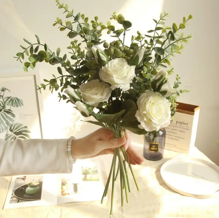 46 см искусственные розы Букет эвкалипта 3 большая голова и 6 бутон поддельные цветы для дома Свадебные украшения INS стиль GYH - Цвет: White
