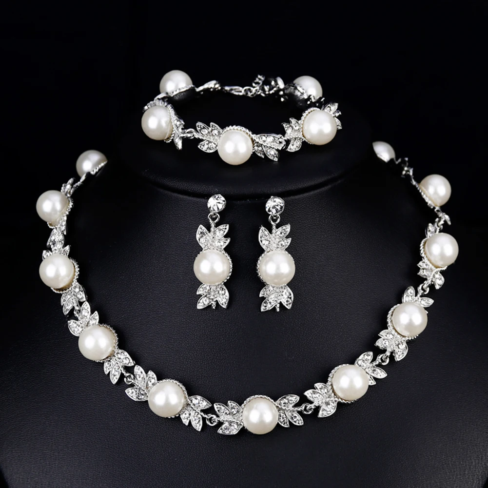 

Women Pearl Rhinestone Necklace Earrings Bracelet Jewelry Sets fashion crystal bridal jewelry sets party costume