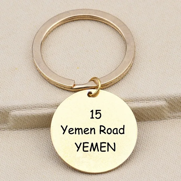 15 Yemen Road Yemen Letter Chandler Bing с героями телесериала «друзья» Вдохновленный брелок лучшие друзья брелок Забавный брелок подарки - Цвет: Золотой