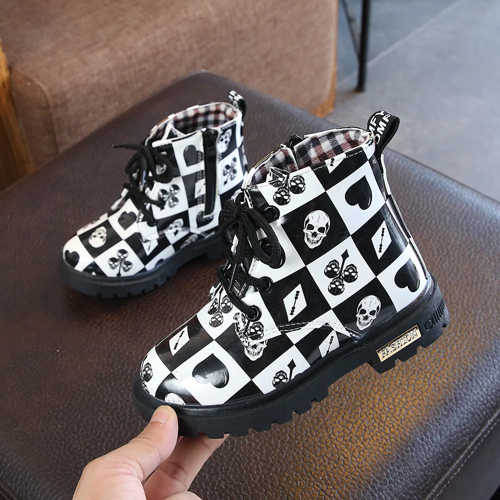 

Winter Autumn Children Black And White Plaid Shoes Kids Waterproof Leather Boots Rome Martin Boots 21-30