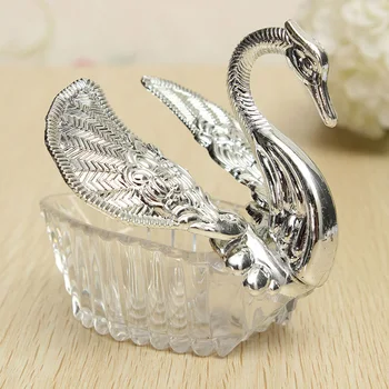 

600pcs/lot Wedding Party Supplies Christmas Valentine's Celebration Gift Elegant Romantic Swan Candy Box Favours Decoration