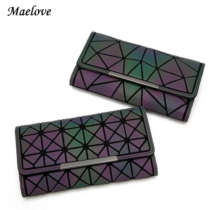

Maelove Geometric wallet women's clutch handbag luminous wallet Geometry lattic purse hologram /noctilucent bag Free Shipping