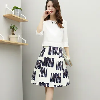 

Women Sweet Pullover Slim Sets Round Neck Solid 3/4 Sleeve T-Shirt + High Waist Midi Skirt Two-Piece Sets