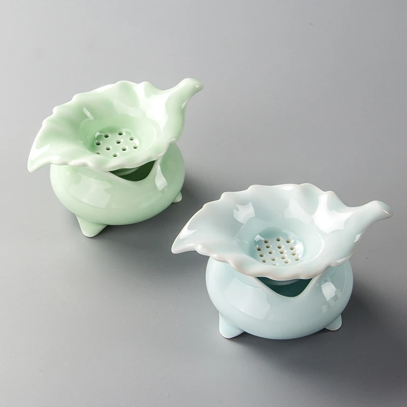 

Tea Strainer Loose Leaf Tea Cup Porcelain Kung Fu Tea Set Celadon Tea Filter Infusor D017