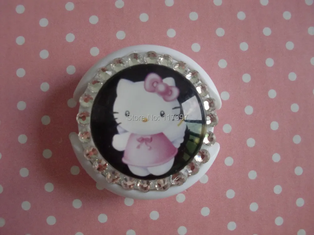 

Cute Bling Hello Kitty Stethscope name tag