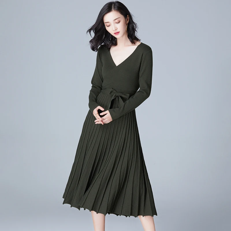 

High Quality New Autumn Ladies Fashion Sweaters Dresses Elegant Deep V Neck Belted Pleated Vintage Knitted Sweater Dresses