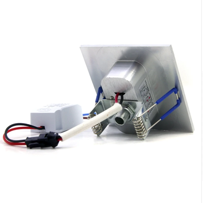 QQ20180907173135_