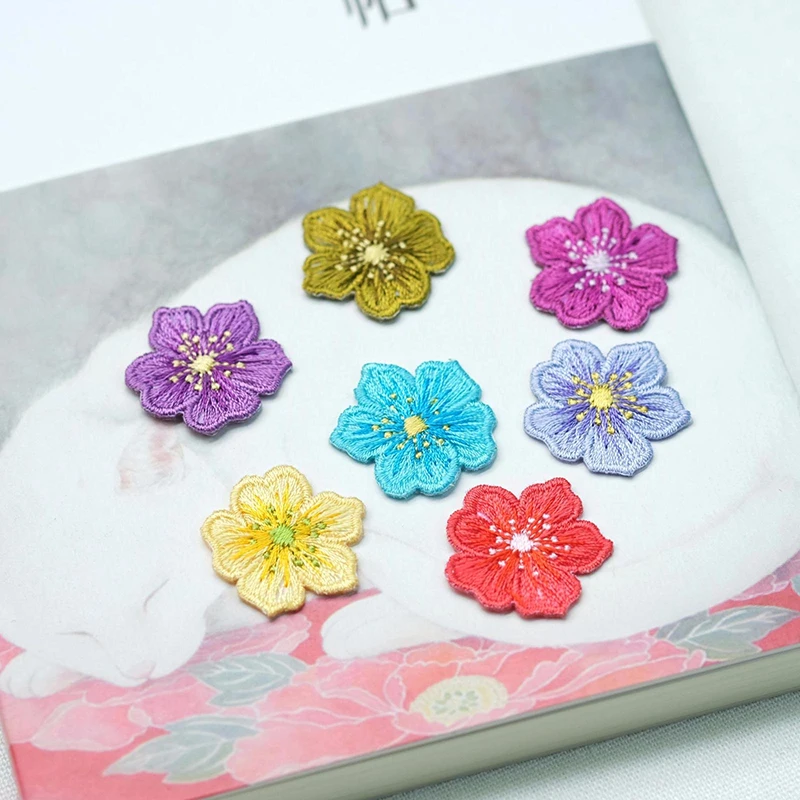 

Chainho,Embroidery Patch,Cloth Sticker,Applique Ironing For Cloth/Jeans/Bags/Shoes,DIY Accessories, Floral Series,1pcs/Bag,