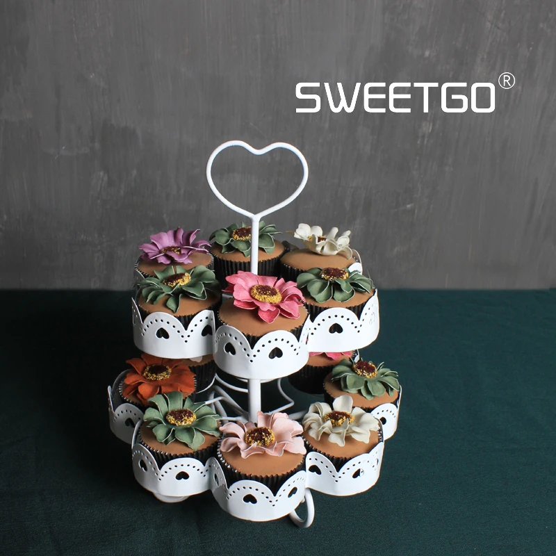 Cake Wedding IRON Heart Tray White Hollow Out Lace Dessert Frame | Дом и сад