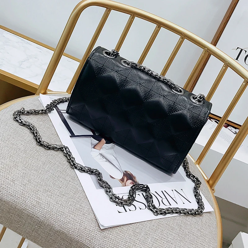 بو الجلود المرأة رسول حقيبة يد الأزياء الدب الجمجمة شارة حقيبة كتف الإناث صغيرة كروسبودي حقيبة سيدة البسيطة رفرف المحفظة مخلب