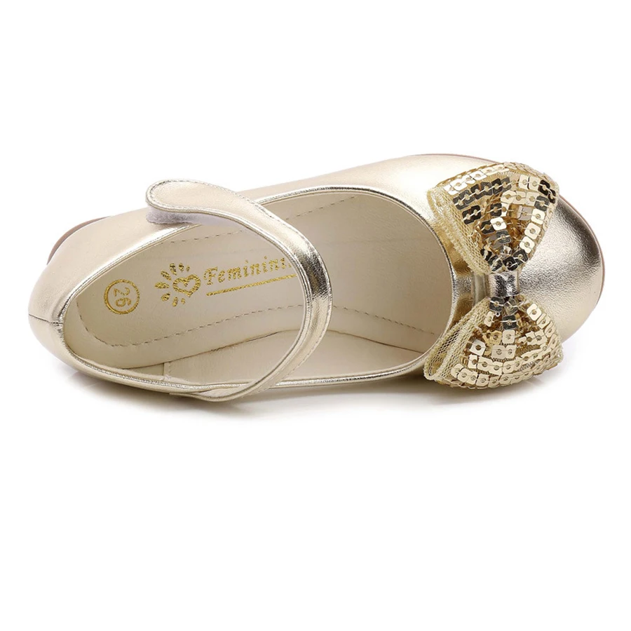 3301111057_812372415