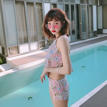 

New beach holiday party bikini suit swimsuit three-piece suit ladies sexy four-corner Korean style floral swimsuit