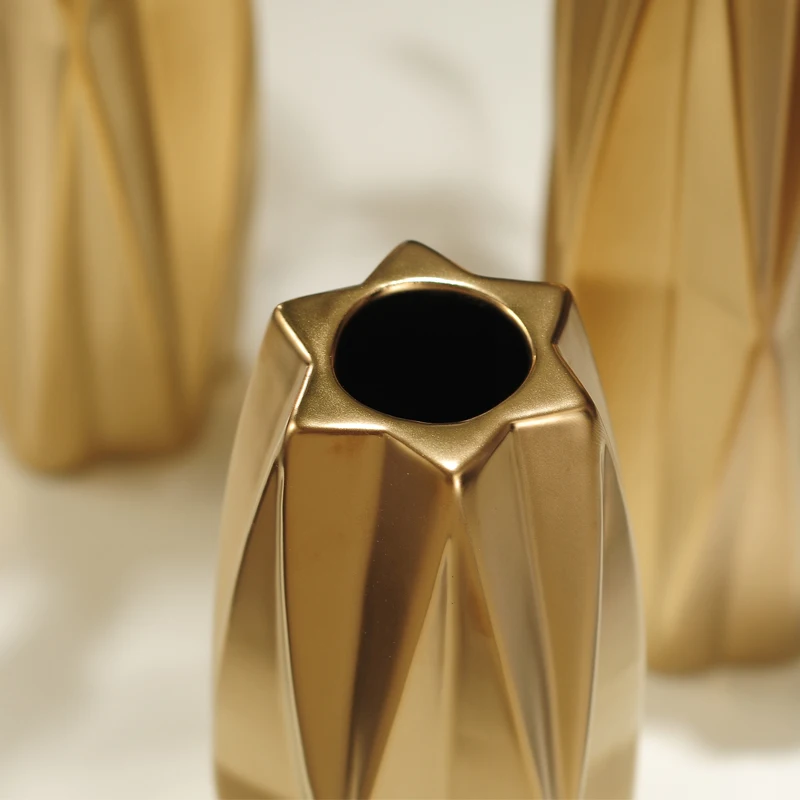Изысканное искусство украшение дома Золотая ваза короткая и элегантная Европейская ваза для гостиной
