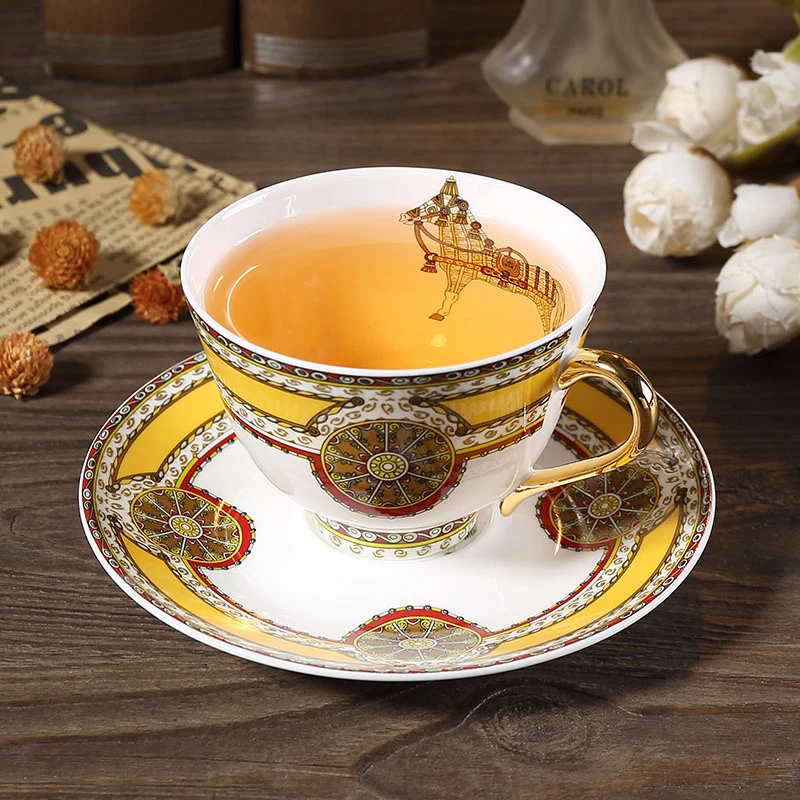 Europe High-grade Bone China Coffee Cup set British Ceramics Phnom Penh Afternoon Tea Cup Flower Tea Cup Coffee Cup and Saucers Europe High-grade Bone China Coffee Cup set British Ceramics Phnom Penh Afternoon Tea Cup Flower Tea Cup Coffee Cup and Saucers