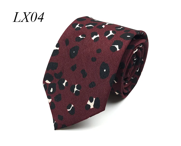 LX necktie 04