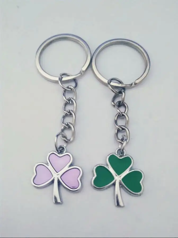

Antique Silver Enamel ALLOYGREEN 3-LEAF CLOVER IRISH SHAMROCK CORD Charm Keyring Keychain Bag Decorations Women Jewelry Q117