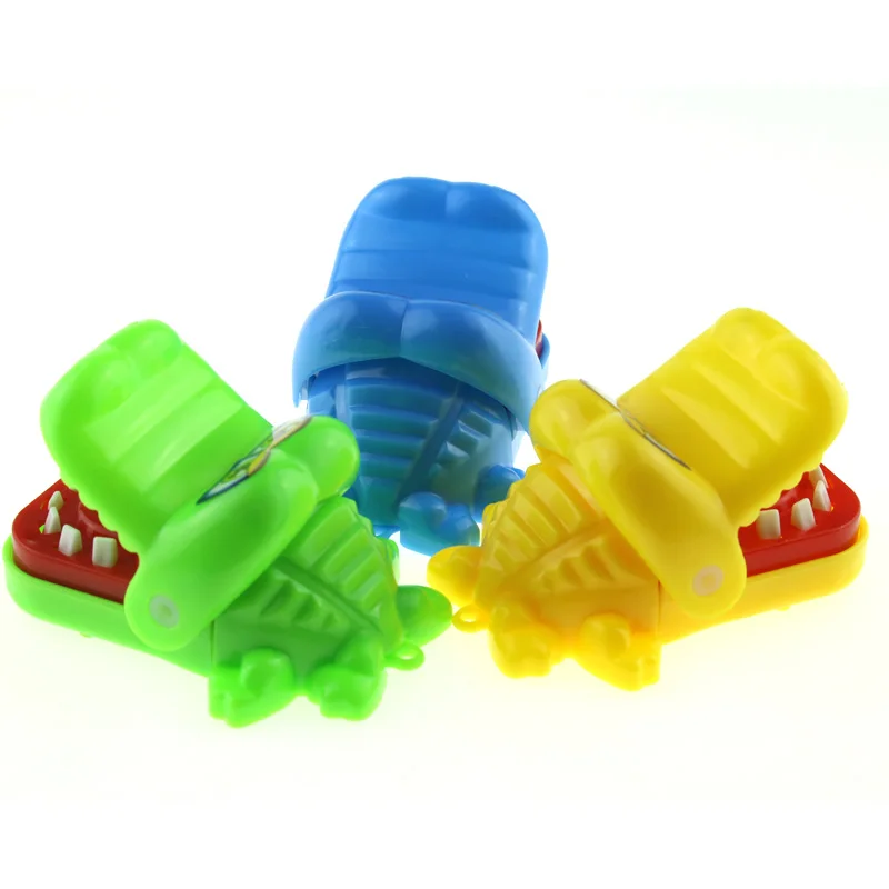Large-Crocodile-Jokes-Mouth-Dentist-Bite-Finger-Game-Joke-Fun-Funny-Crocodile-Toy-Antistress-Gift-Kids (3)