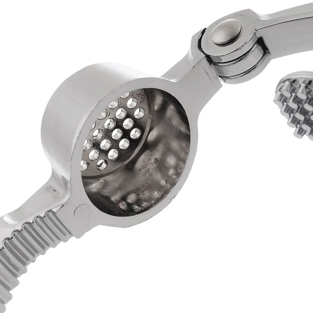 Pokich Professional Garlic Ginger Press Mincer Crusher Chopper Garlic Press Crusher with Walnut Open Kitchen Tools