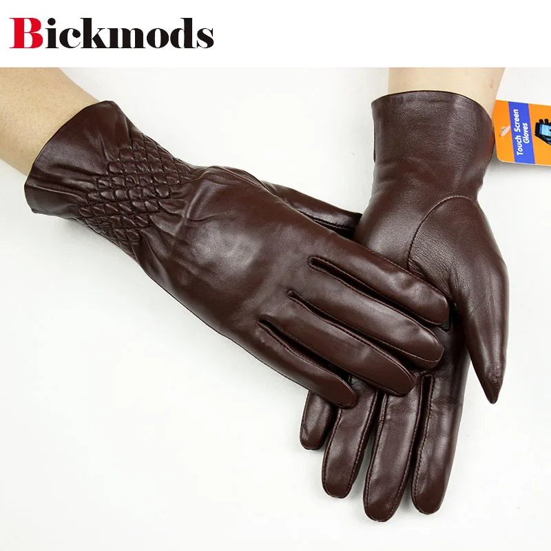 Sheepskin Gloves Women's Touch Screen Gloves 2018 New Embroidery Elastic Style Velvet Lining Autumn Warm Lady Leather Gloves Sheepskin Gloves Women's Touch Screen Gloves 2018 New Embroidery Elastic Style Velvet Lining Autumn Warm Lady Leather Gloves