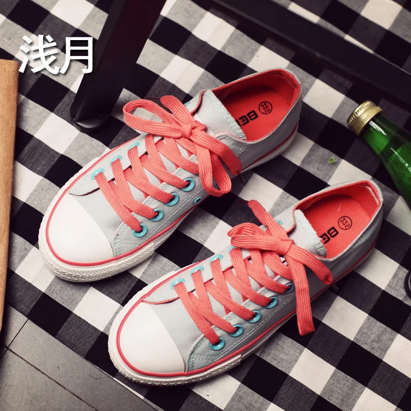 Woman Shoes Summer New Fashion Women Shoes Casual Flats Solid Canvas Classic Solid Candy Color Women Casual Shoes Sneakers - Цвет: 6028 Light Blue
