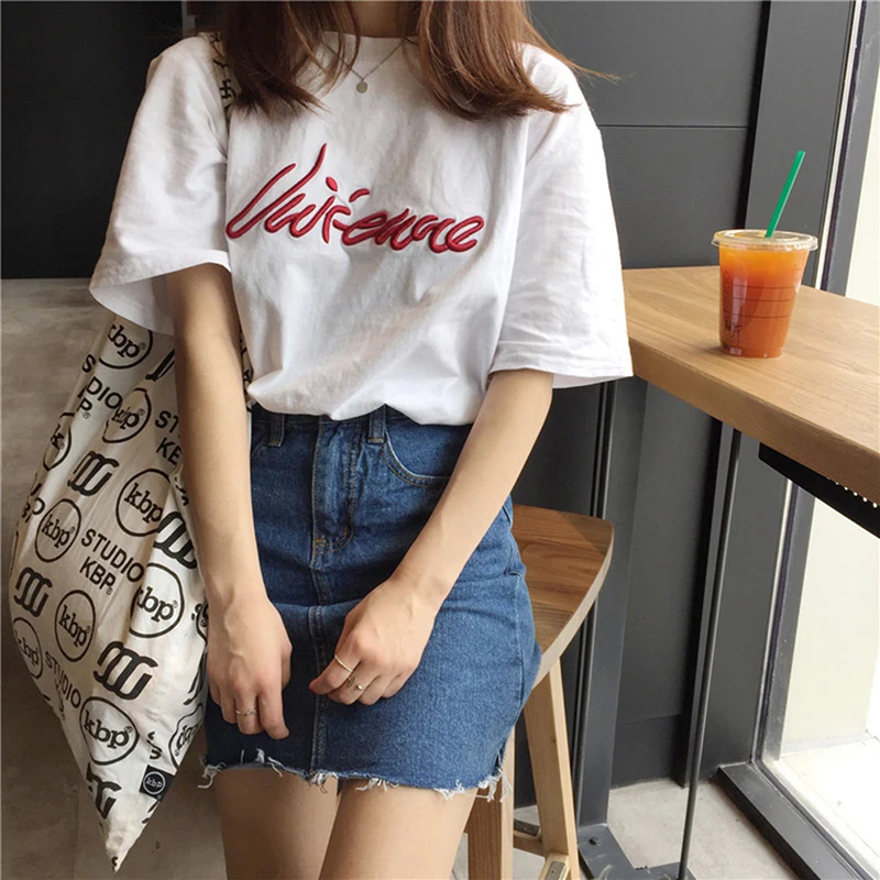 Mujer осень-зима T рубашка корейского стиля с вышитыми буквами Футболка Для женщин рубашка футболка с короткими руками Femme футболки