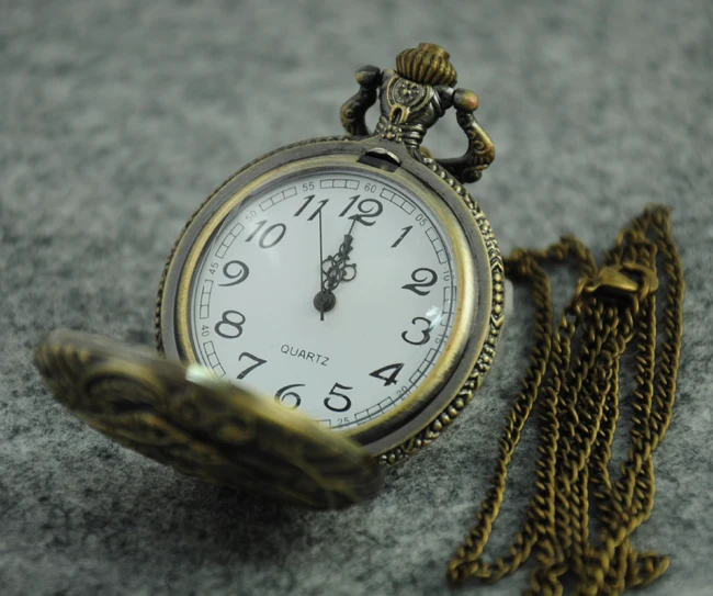 Новый Винтаж Бронзовый кварцевые карманные часы рисунком поезда брелок часы Цепочки и ожерелья подвеска Для женщин Для мужчин подарки Reloj