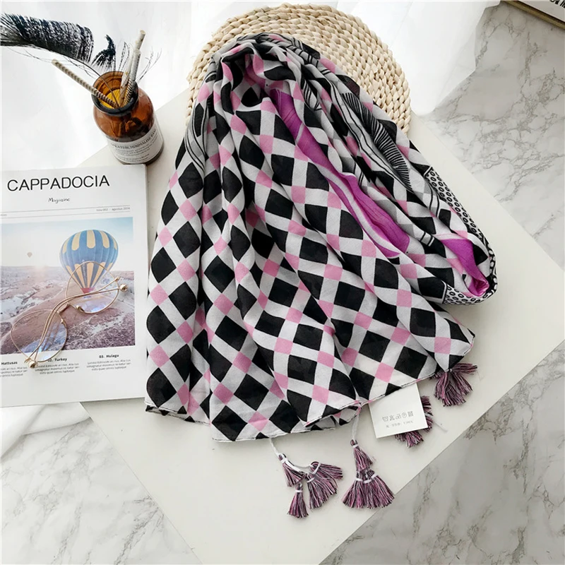 

Luna&Dolphin Women Fashion Cotton Linen Scarves 180x100cm Rose Red Black Geomerty Print Wraps Bohemia Matching Head Pashmina